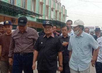 Wawako Maulana Tinjau Pasar Angso Duo./ AMPAR