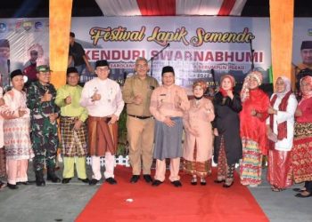 Pj Bupati, Henrizal Hadiri Malam Festival Lapik Semendo Kenduri Swarnabhumi./ doc.ist