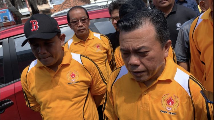 Gubernur Jambi, Al Haris bersama Ketua KONI Provinsi Jambi, Budi Setiawan./ AMPAR