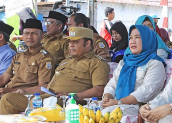 Wabup Robby dan Ketua TP PKK Tanjab Timur Hadiri Kovergensi Pencegahan Stunting./ doc.ist