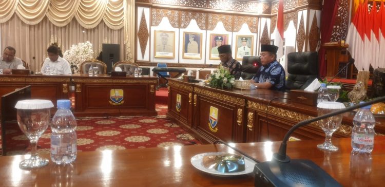 Forum RT Kota Jambi Temui Gubernur Jambi, Al Haris./ doc.ist