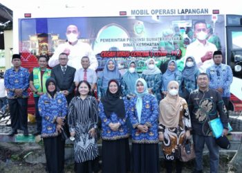 Pemkab Asahan, TP PKK beserta pengurus menghadiri pelaksanaan pengobatan gratis oleh Bakti Kesehatan Bermartabat (BKB) Provinsi Sumatera Utara./ doc.ist