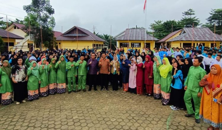 nggota Komisi IV DPRD Provinsi Jambi, melakukan kunjungan di SMKN 1 kabupaten Tebo./ doc.ist