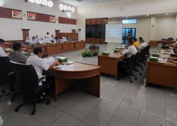 Anggota Komisi II DPRD Provinsi Jambi melaksanakan Kunjungan Kerja (Kunker) ke Dinas Pendapatan Daerah (Dispenda) Provinsi Riau./ doc.ist