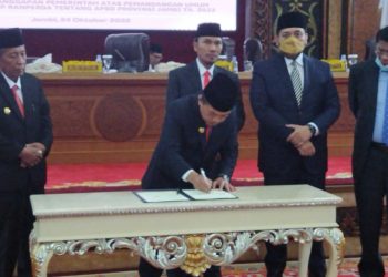 DPRD Provinsi Jambi menggelar Rapat Paripurna bersama Pemerintah Provinsi Jambi./ doc.ist