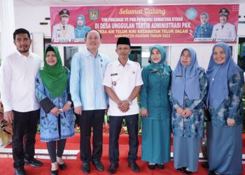 Tim Evaluasi TP PKK Provinsi Sumatera Utara (Provsu) melakukan kunjungan dan evaluasi terhadap Desa Air Teluk Kiri Kecamatan Teluk Dalam Kabupaten Asahan./ DOC.IST