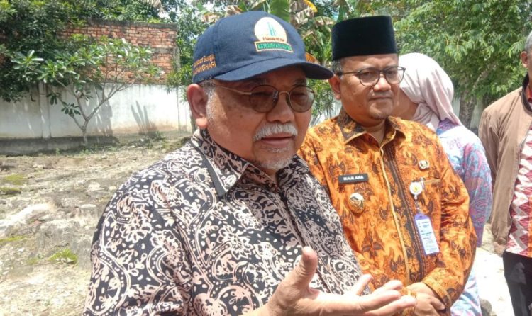 Ketua Dewan Penasehat Yayasan Sahabat Sungai Batanghari (YSSB), Antoni Zeidra Abidin./ AMPAR