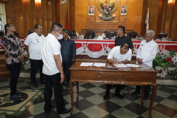 DPRD Asahan Gelar Paripurna./ AMPAR