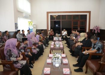 Bupati Surya Prestasi yang diraih LASQI Kabupaten Asahan dalam event tingkat Provinsi Sumatera Utara dan Nasional./ DOC.IST