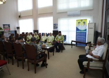 Bupati Kabupaten Asahan Surya, menerima audiensi Ikatan Guru Raudhatul Athfal (IGRA)./ DOC.IST