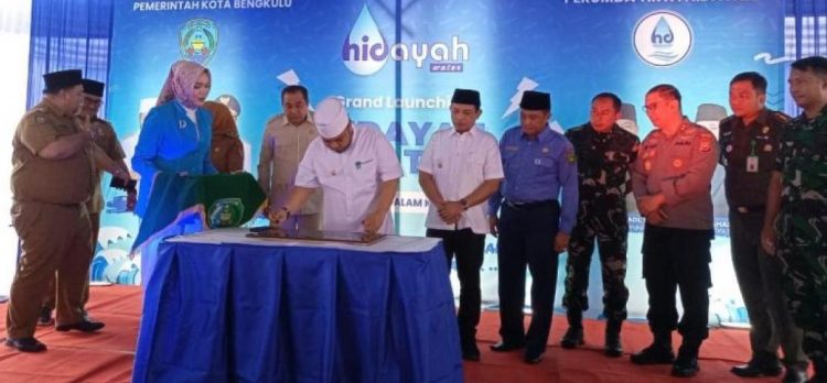 Acara peluncuran produk air minum dalam kemasan (AMDK) Hidayah Water./ DOC.IST