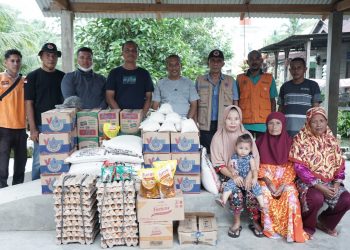 Pemkab Asahan Salurkan Bantuan Kepada Masyarakat yang Terdampak Musibah./ DOC.IST