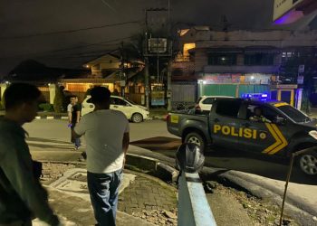 Polisi saat mendatangi loksi kajadian/ Foto: Ucok