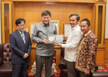 Edi Purwanto Terima Kunker Dubes Singapura./ doc.ist