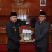 rapat paripurna dengan agenda Pengambilan Keputusan Bersama Bupati dan DPRD Bengkulu Selatan Terhadap Dua Rancangan Peraturan Daerah (Raperda)/ Foto: Sugianto