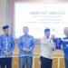 PetroChina Mendapat Penghargaan Perusahaan Terbaik Dalam Penyaluran CSR 2022 di Tanjabbar, bertempat di Ruang Pola Kantor Bupati Tanjung Jabung Barat, Rabu (21/12/2022). Foto: Humas PetroChina