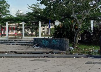 Masih Tampak Smapah di Sekitaran Kantor Gubernur Jambi, Selasa (10/1/2023). Foto: Meli