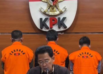 Wakil Ketua KPK, Johanis Tanak saat konfrensi pers penahanan 10 tersangka kasus suap RAPBD Jambi, Selasa (10/1)/ (Foto: Tangkapan Layar IG KPK)