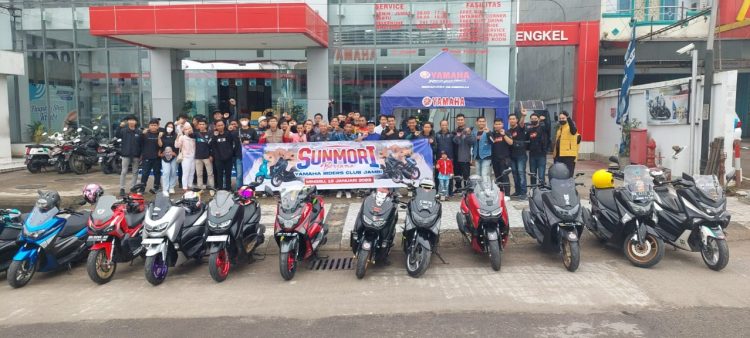 Yamaha Riders Club Jambi Ramiakan Sunmory Gabungan/ (Foto: alan)