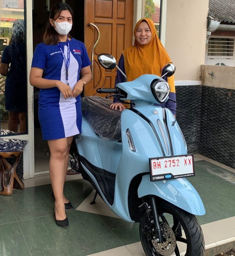 Konsumen Pertama Yamaha Grand Filano. Foto: Didit Yamaha