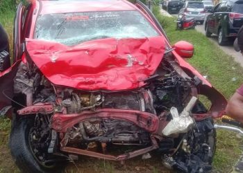 Mobil Agya erah yang dikendarai Kades Muaro Panco, Merangin Terlibat Kecelakaan / (Foto: riky)