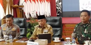 Rapat koordinasi (Rakor) bersama forkopimda dalam menindaklanjuti permasalahan transportasi jalan batu bara. Foto: Meli/ Ampar