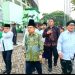 Gubernur Jambi, Al Haris tampak berjalan kaki bersama Jusuf Kalla menghadiri Satu Abad Nahdatul Ulama. Foto: Dok Kominfo