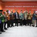 OJK Resmikan Galeri Investasi Bursa dan Pencangan Literasi dan Inklusi Keuangan 1.000 Guru di Kalbar/ (Foto: Humas OJK)