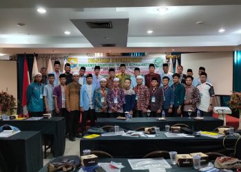 Gubernur Jambi, Al Haris membuka pelantikan kepemimpinan manajemen organisasi pemuda remaja masjid yang diselenggarakan Badan Komunikasi Pemuda Remaja Masjid Indonesia (BKPRMI) Jambi, Sabtu (11/02/2023)/ (Foto: Riky)