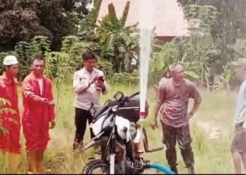Personel Bhabinkamtibmas Ciptakan "Belalang Tempur" Cegah Karhutla/ (Foto: Nuria/ Ampar)