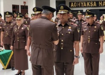 Asisten Intelijen Kejaksaan Tinggi Jambi, Jufri dilantik jadi Kajari Binjai. Foto: Humas Kejati Jambi