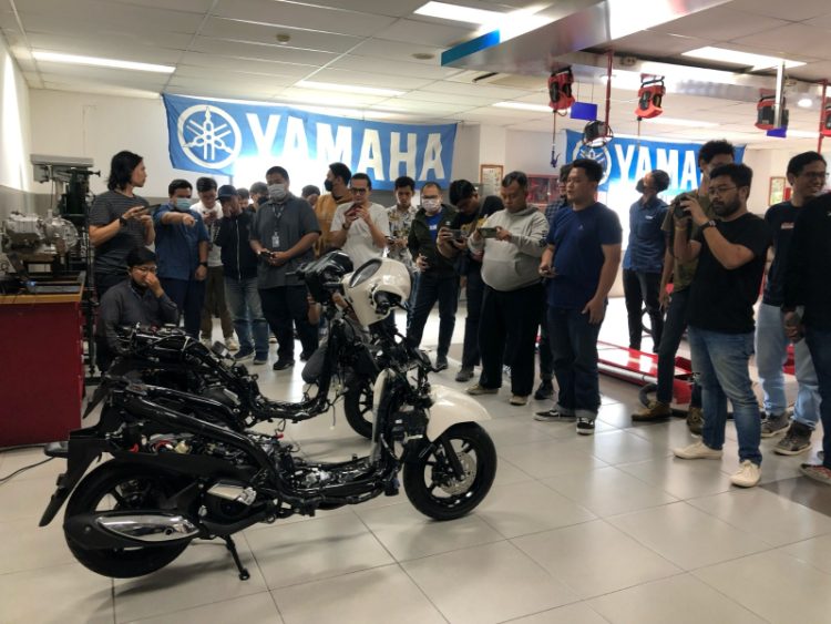 Yamaha Kupas Tuntas Performa Yamaha Grand Filano Hybrid-Connected. Foto: Didit