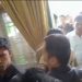 Suasana ricuh di ruang rektor Unbari Jambi, Rabu (8/3). Foto: Meli/ Ampar