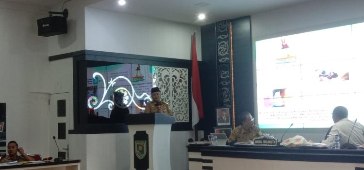 Wakil Wali Kota Jambi Maulana membuka Rapat Koordinasi Daerah (Rakorda)/Forum Perangkat Daerah Pengendalian Program Bangga Kencana dan Penurunan Stunting Tahun 2023/ Foto: Melli/ Ampar