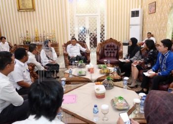 Audiensi Pemkab Muaro Jambi dengan KPK di Rumah Dinas Bupati Muaro jambi, Rabu (01/02/2023). (Dok. Diskominfo Muaro Jambi)