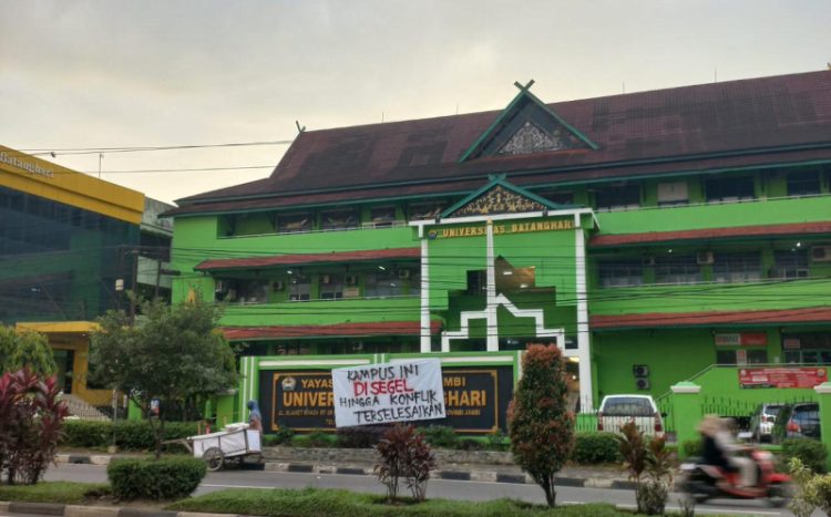 Kampus Unbari Jambi. Foto: Meli