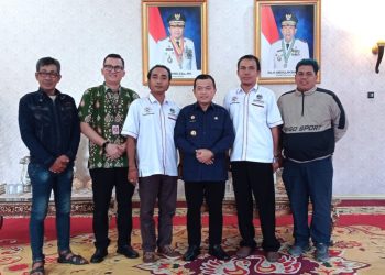 Gubernur Jambi, Al Haris audiensi bersama IWOI, Kamis (30/3). Foto: IWOI Jambi