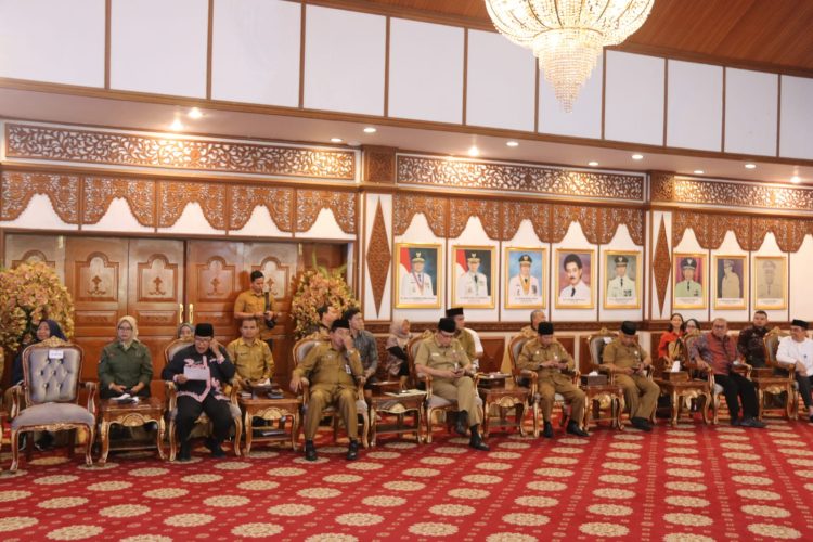 Rapat Persiapan Kenduri Swarnabhumi Provinsi Jambi Tahun 2023, bertempat di Auditorium Rumah Dinas Gubernur Jambi, Senin, (10/04/2023)/ Foto: dok.kominfo