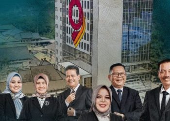 Direktur utama dan jajaran pimpinan BANK 9 Jambi. Foto: Dok Bank Jambi