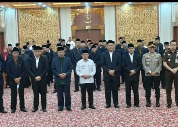 Gubernur Jambi Al Haris lantik Abdullah Sani sebagai ketua LPTQ Provinsi Jambi. Foto: Riky