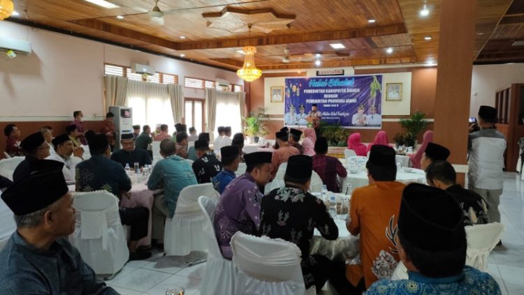 Gubernur Jambi Al Haris halal bihalal bersama Pemkab Bungo, Kamis (18/5). Foto: Riky