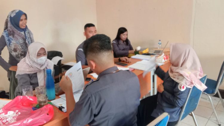 Suasana pendaftaran anggota Bawaslu Provinsi Jambi/ Foto: Fei