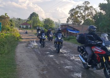 Explore Touring Road to Stone Creek Honda CB150X. Foto: Ajeng
