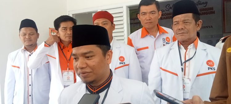 Ketua DPD PKS Sarolangun,Fadlan Khalik/ Foto: fdn/Ampar