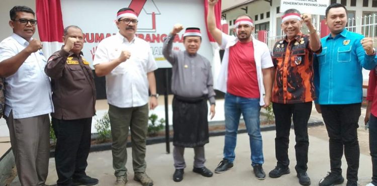Al Haris Resmikan Rumah Kebangsaan Siginjai/ Foto: Melly/ Ampar