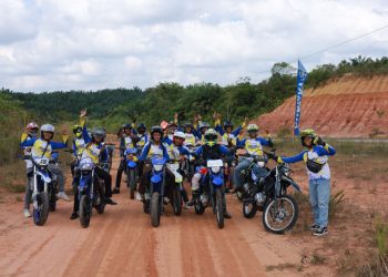 Event yang bertajuk Blu Cru  Community Riding Experince With Wr 155. Foto: Didit