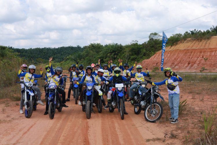 Event yang bertajuk Blu Cru  Community Riding Experince With Wr 155. Foto: Didit