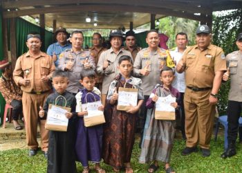 SKK Migas - PetroChina Dukung Gelaran Kegiatan Sunat Massal dan Pemasangan KB Gratis di Tanjabbar/ Foto: Melani