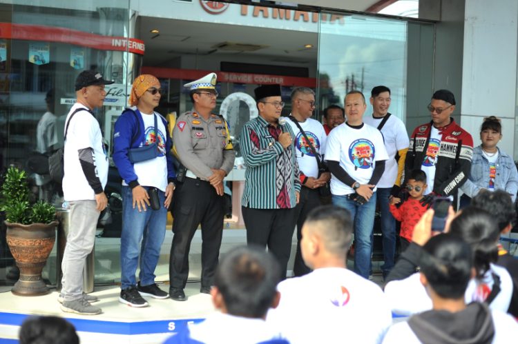 Wakil Walikota Jambi, Maulana buka acara Yamaha Day Riding Experience. Foto: Didit