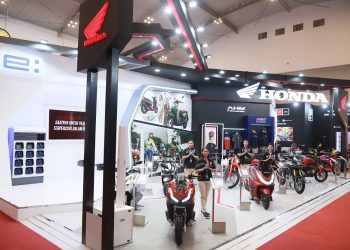 Suasana Booth PT Astra Honda Motor (AHM) di Hall 1 dan hall 10 ICE BSD City pada gelaran Gaikindo Indonesia International Auto Show (GIIAS) 2023 yang berlangsung 10-20 Agustus 2023. Foto: Ajeng